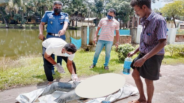 ভোলায় অজ্ঞাত যুবকের অর্ধগলিত লাশ উদ্ধার