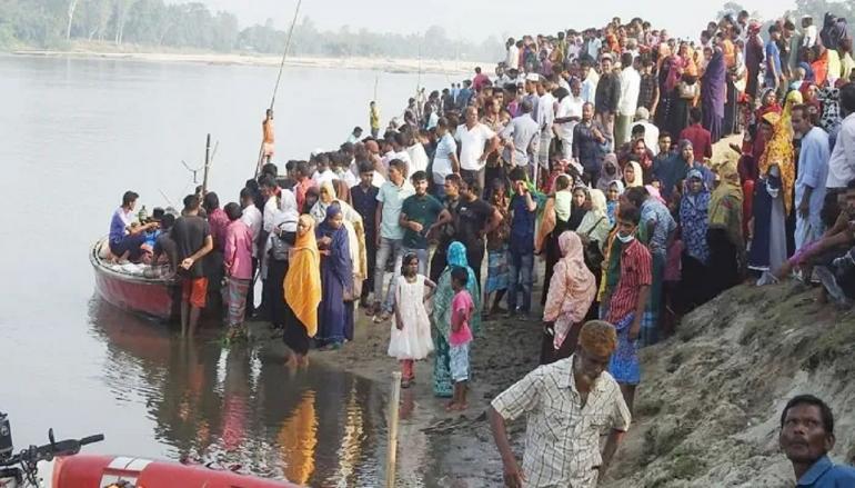 পঞ্চগড়ে নৌকাডুবি: আরও একজনের মরদেহ উদ্ধার, মৃত বেড়ে ৬৯