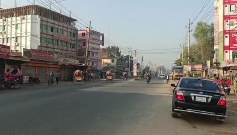 ফরিদপুরে পরিবহন ধর্মঘট, দুর্ভোগে সাধারণ মানুষ