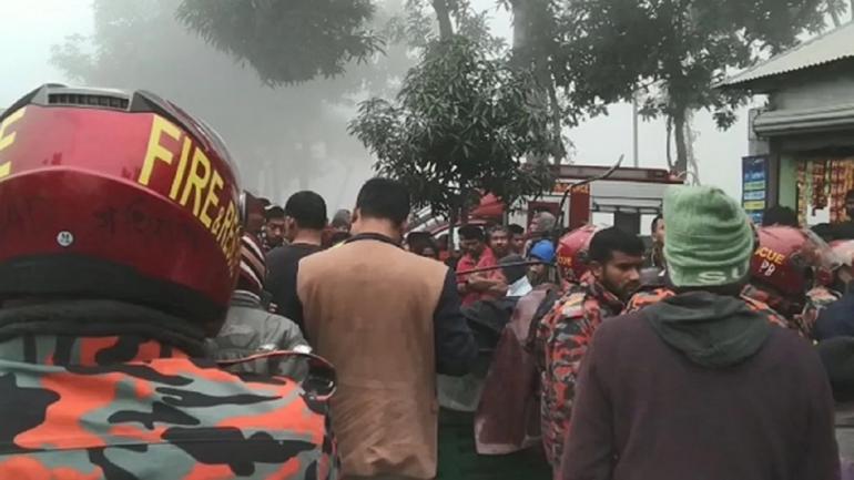 পলাশবাড়িতে বাস-অটোরিকশার সংঘর্ষে নিহত ৪