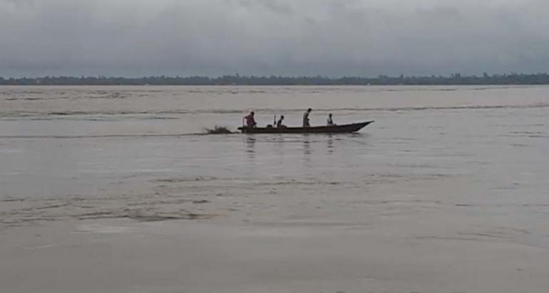 রাজারহাটে তিস্তার পানি বিপদসীমার ২৫ সেন্টিমিটার ওপরে।