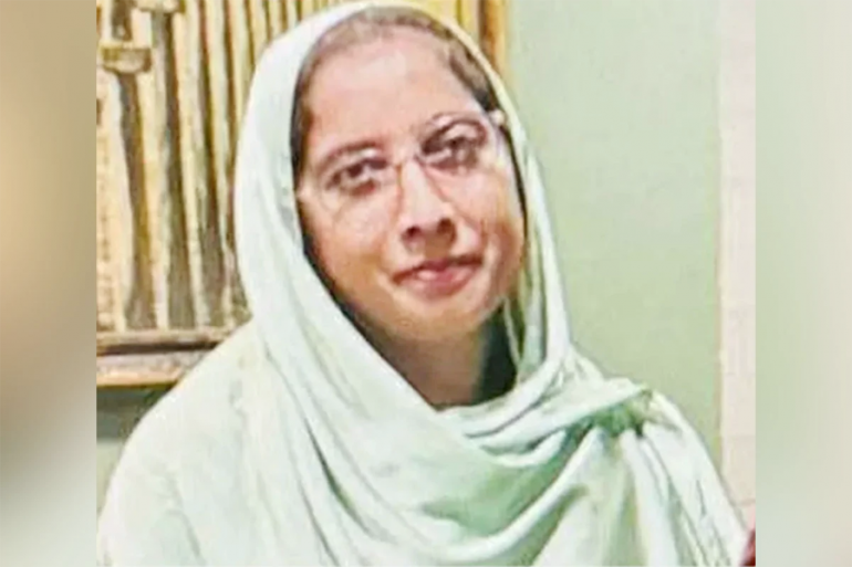 মাহরিন চৌধুরী
